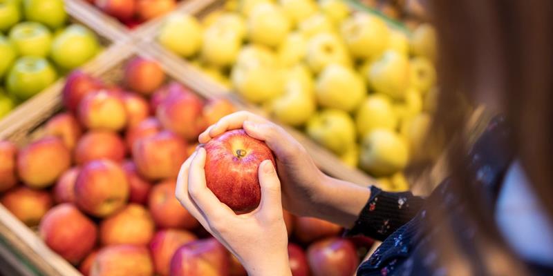 Große Auswahl an Südtiroler Äpfeln gibt es auch beim Fruchthof Überetsch Bozen